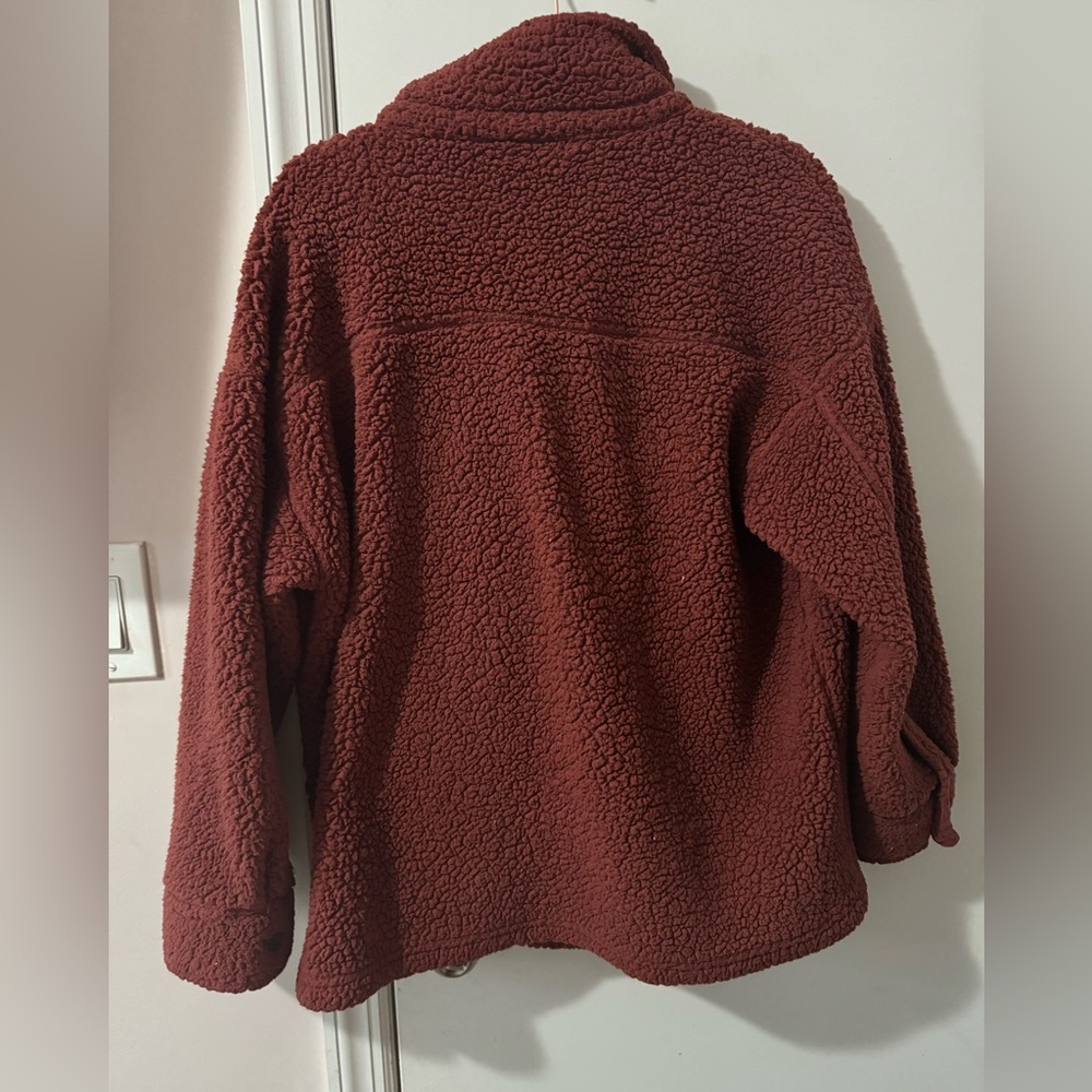 Sweaters - Picture 3 of 5